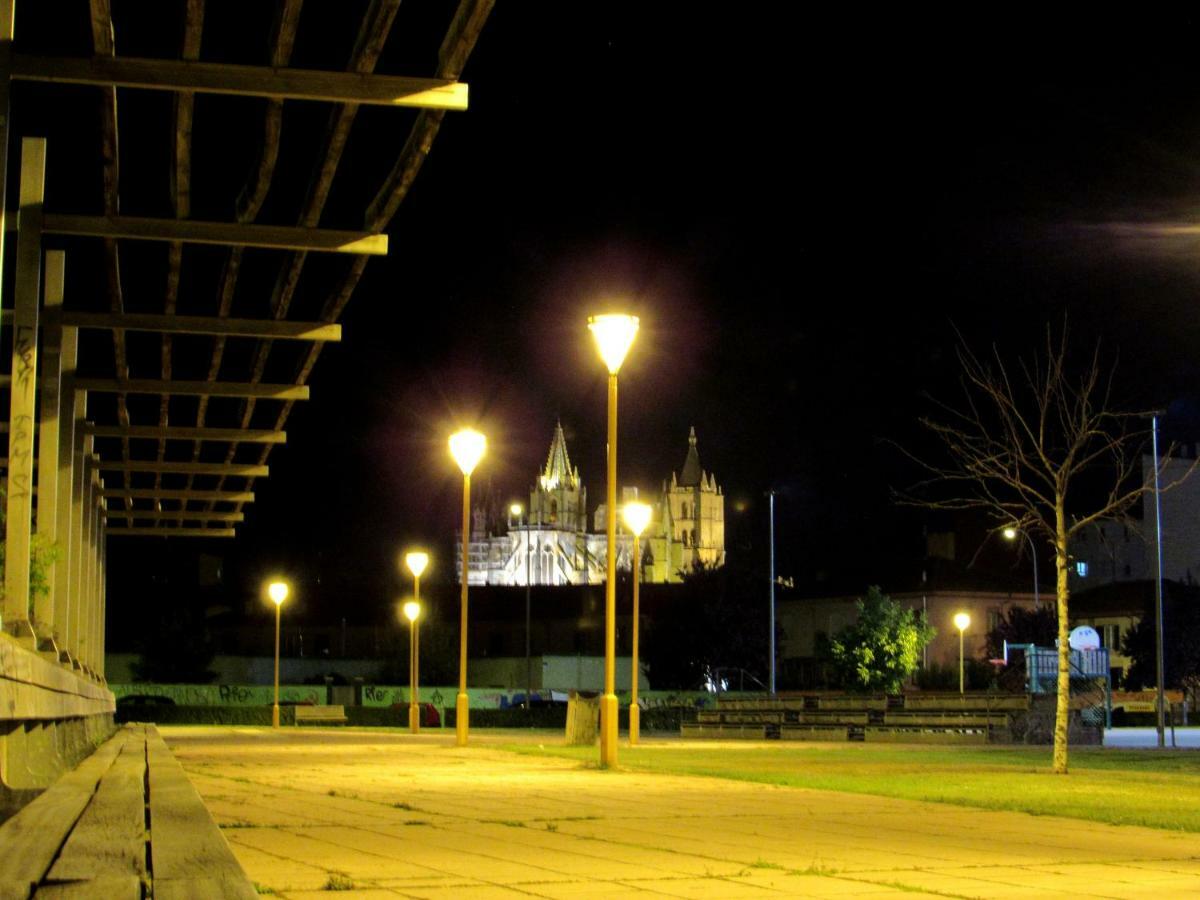 Www Parques De La Catedral Travel Com Parking Privado Gratis Appartement León Buitenkant foto